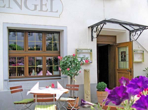 Hotel Restaurant Engel Pfaffenweiler Extérieur photo